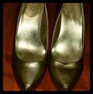 Women's 8.5 City Streets